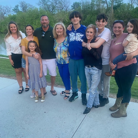 Meet your Posher, Laura - Picture 4 of 6